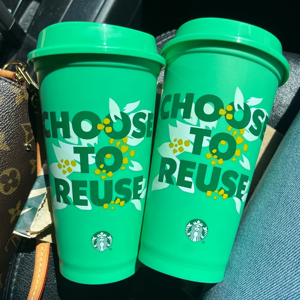 (2) STARBUCKS ⭐️ brand new reusable cups